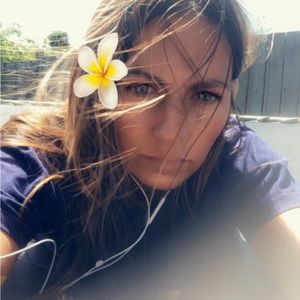 🖤a little B I T about M E🖤custom•band tees•upcycled•gemstones•jewelry•ha…